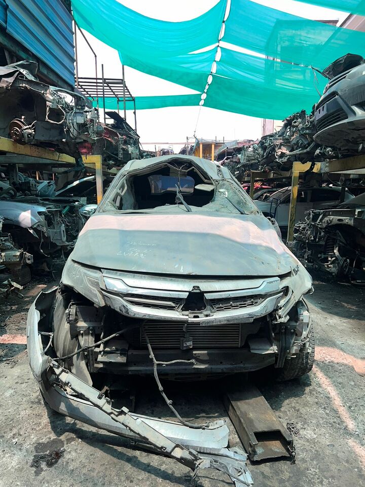  Mitsubishi MONTERO  USADO